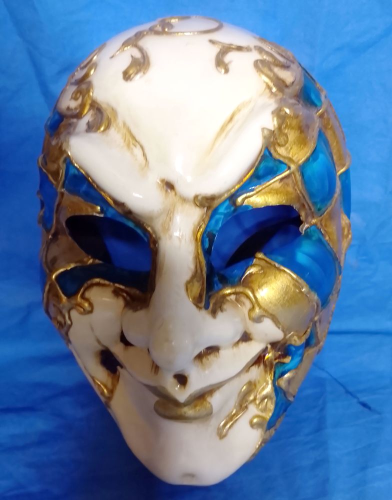 Maschera 16